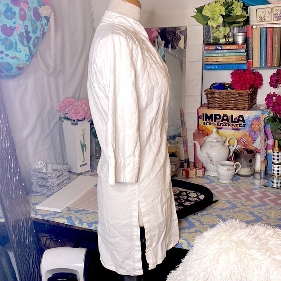 🌷 Basic One🌷 White Linen Tunic Blouse Sequin Embroidered Decoration - Picture 5 of 8